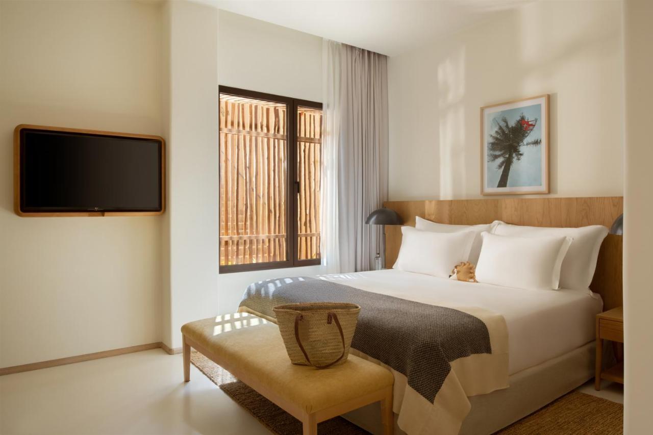 Hotel Six Senses Ibiza Portinatx Esterno foto